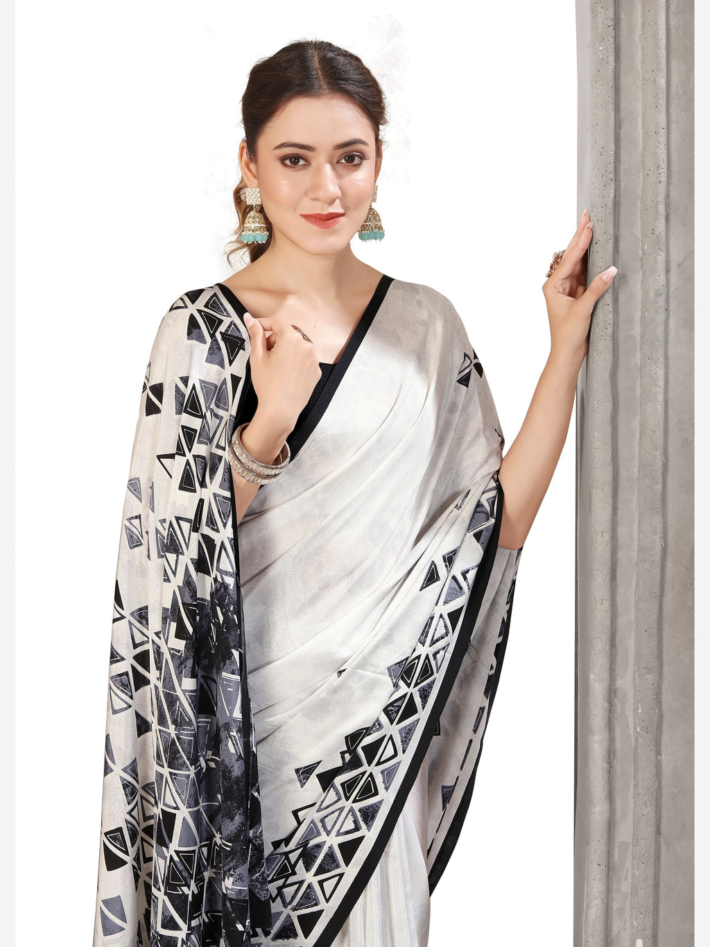 Printed Crepe Saree – White