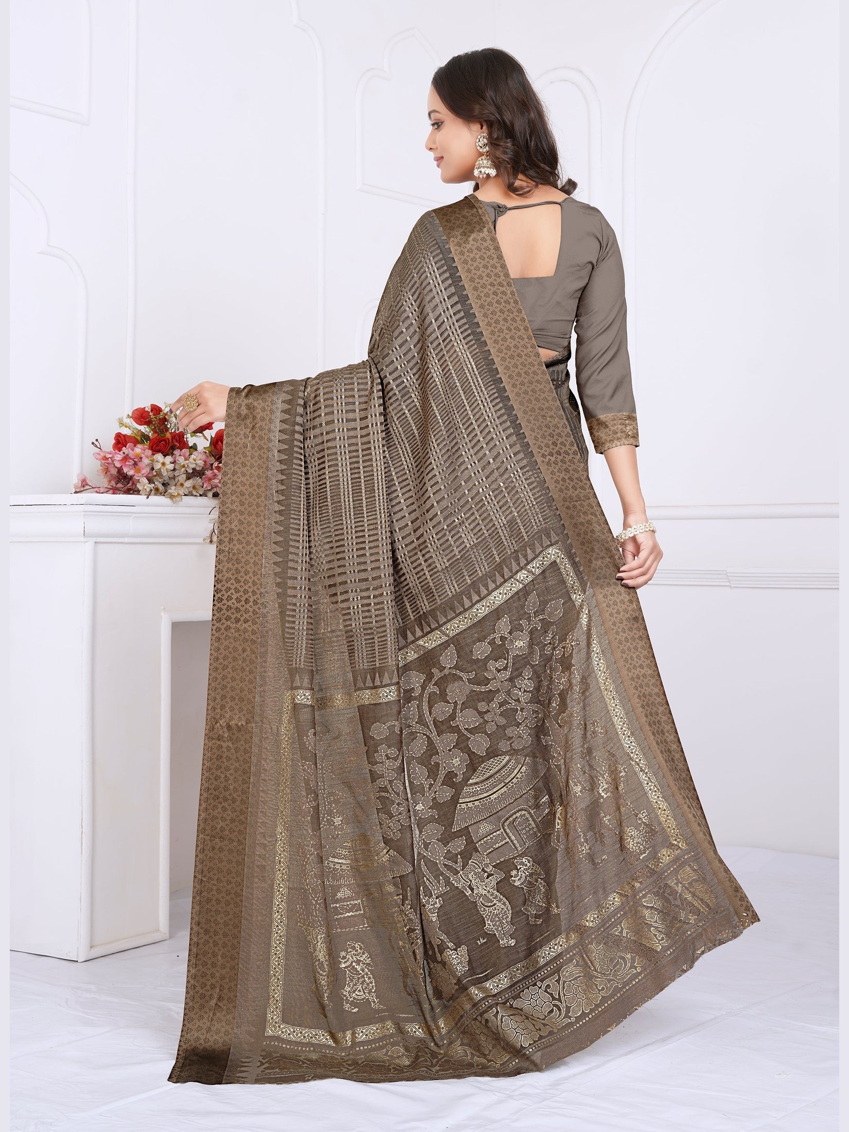 Linen Brasso Saree – Brown